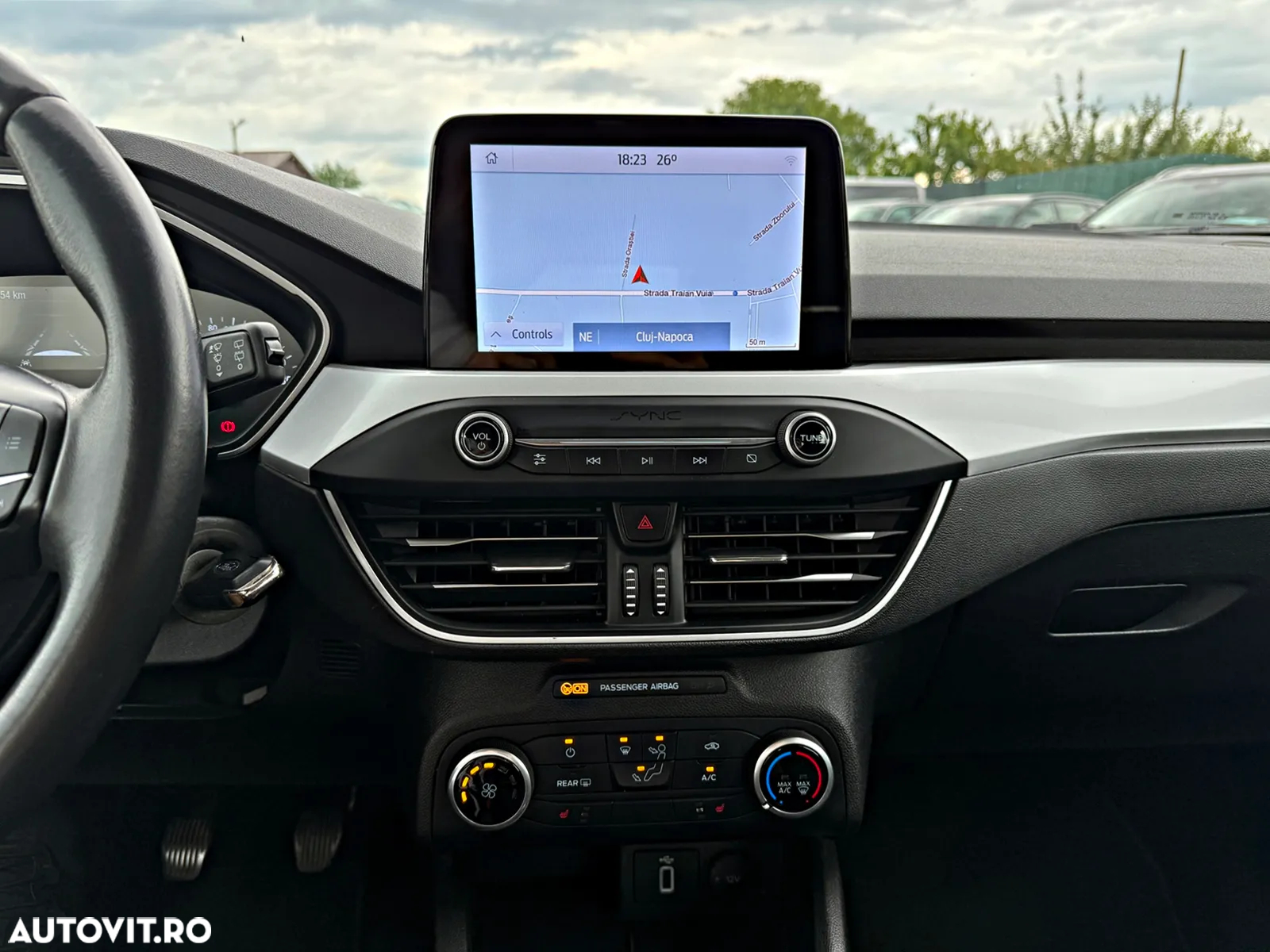 Ford Focus 1.5 EcoBlue Start-Stopp-System COOL&CONNECT - 11