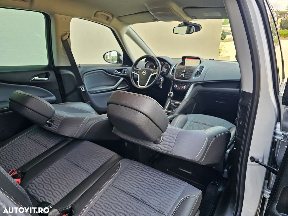Opel Zafira Tourer 2.0 CDTI ECOFLEX Start/Stop Innovation - 12