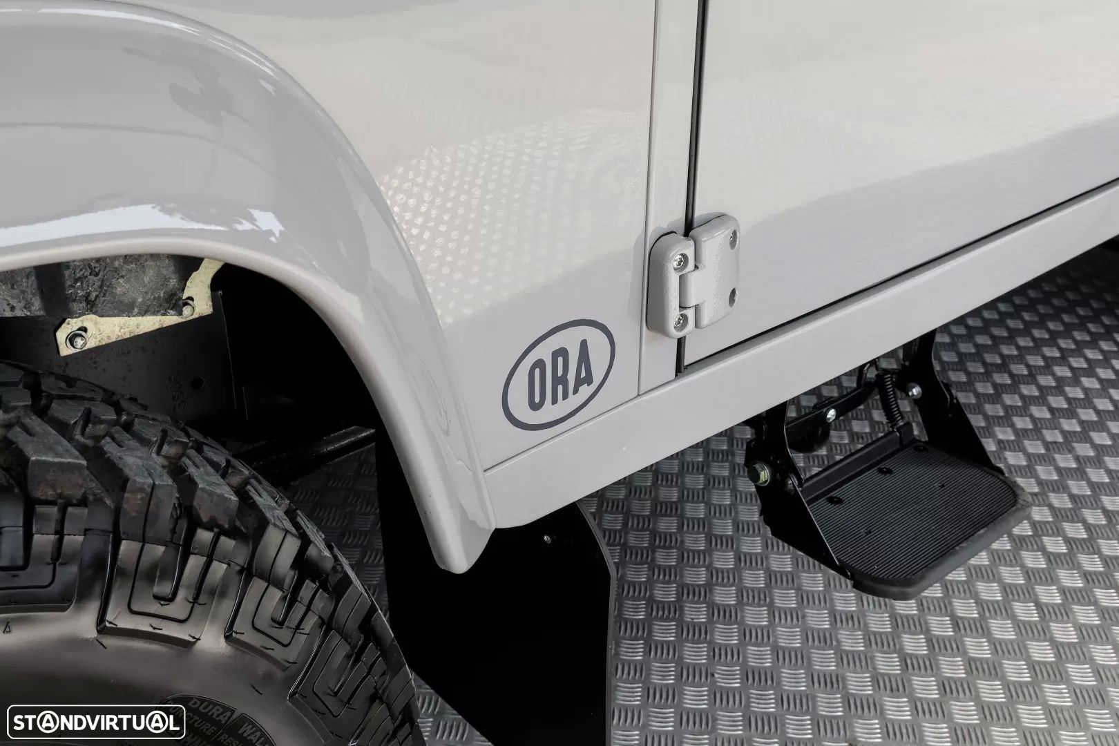 Land Rover Defender 110 SW 2.5 Td5 S - 8
