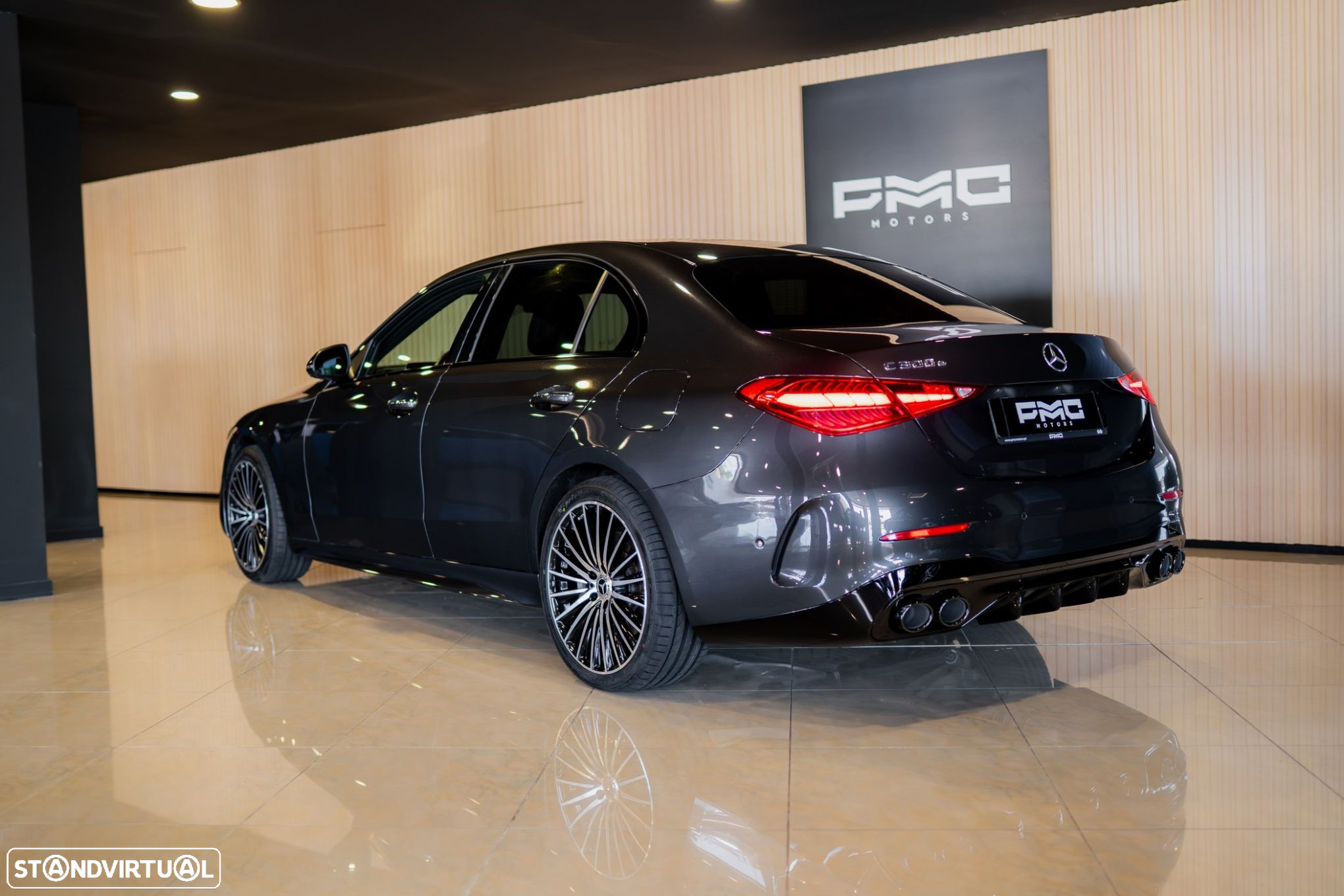 Mercedes-Benz C 300 e AMG Line - 12