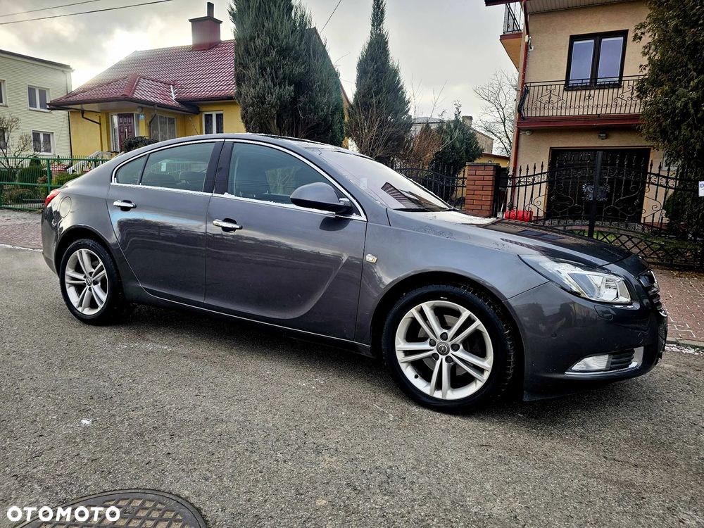 Opel Insignia 2.0 Turbo Cosmo - 9
