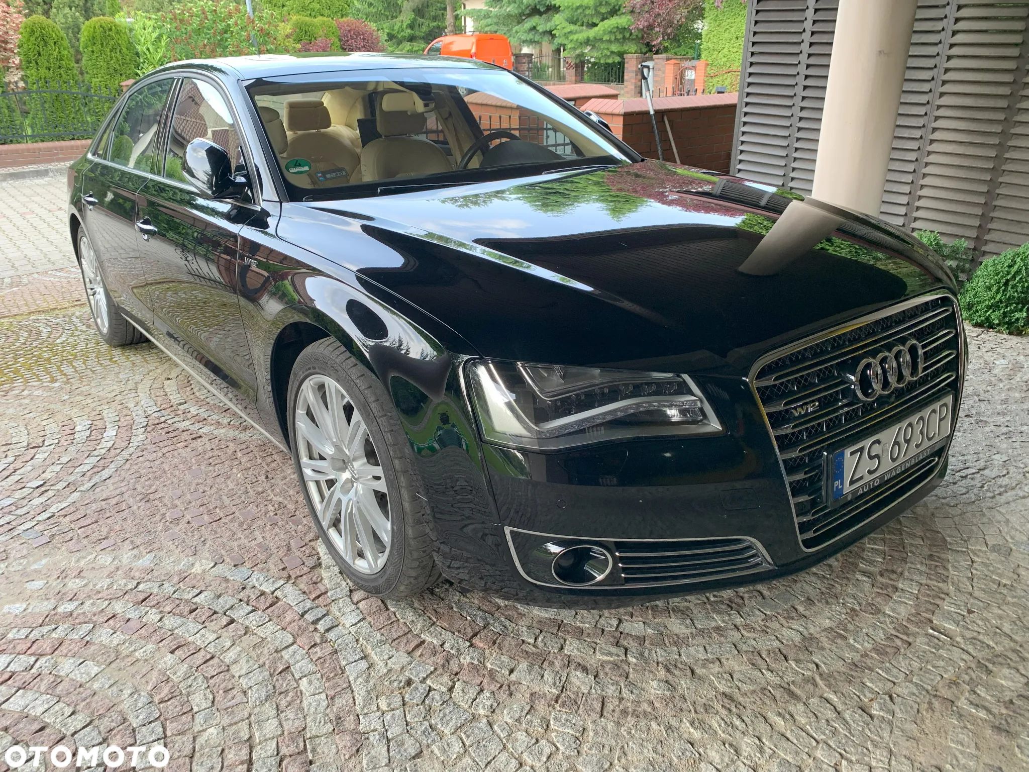 Audi A8 6.3 W12 FSI L Quattro - 1