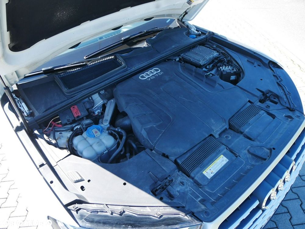 Audi Q7 3.0 TDI Quattro Tiptronic - 38