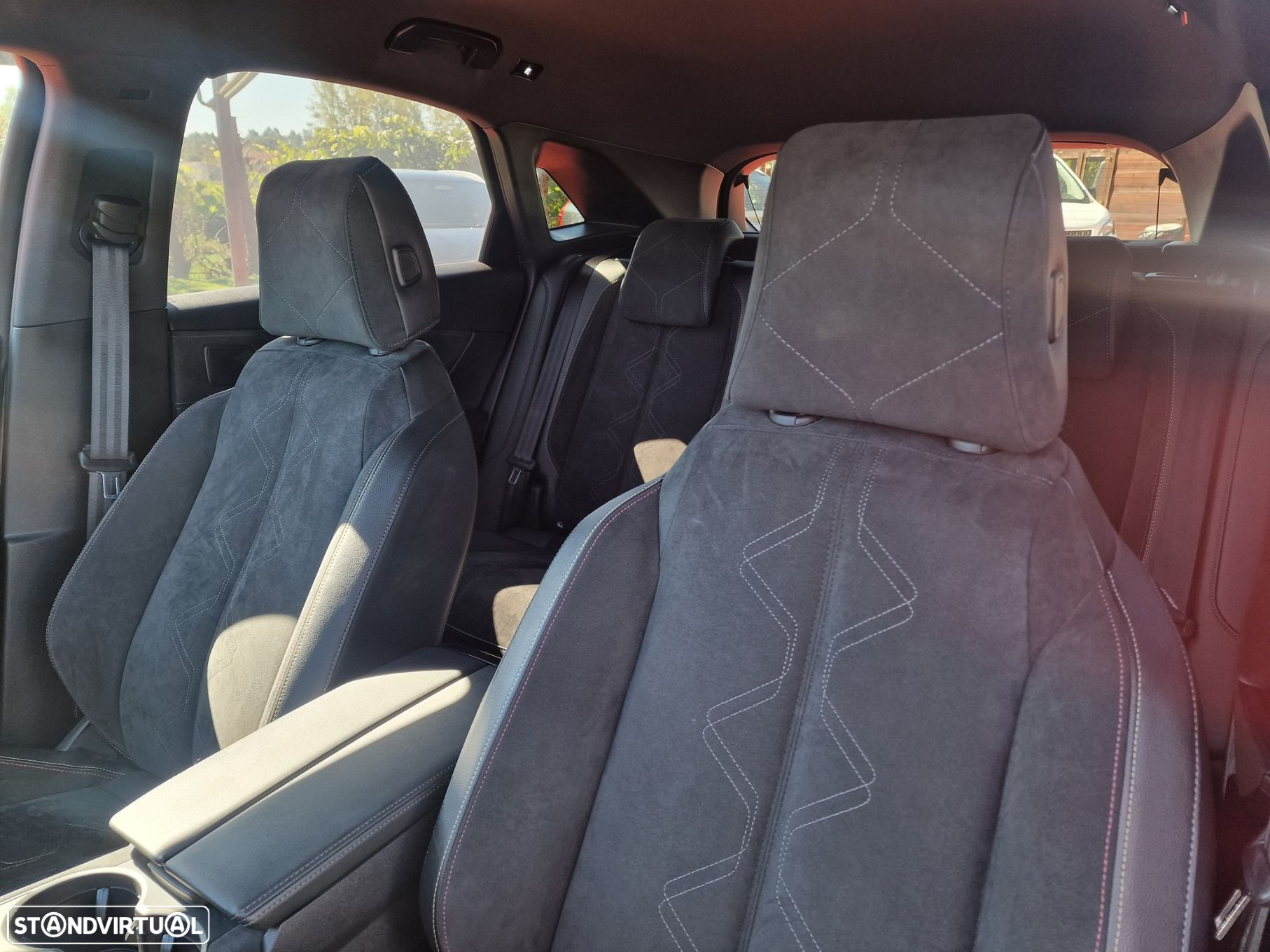 DS DS7 Crossback E-Tense Performance Line+ EAT8 - 12