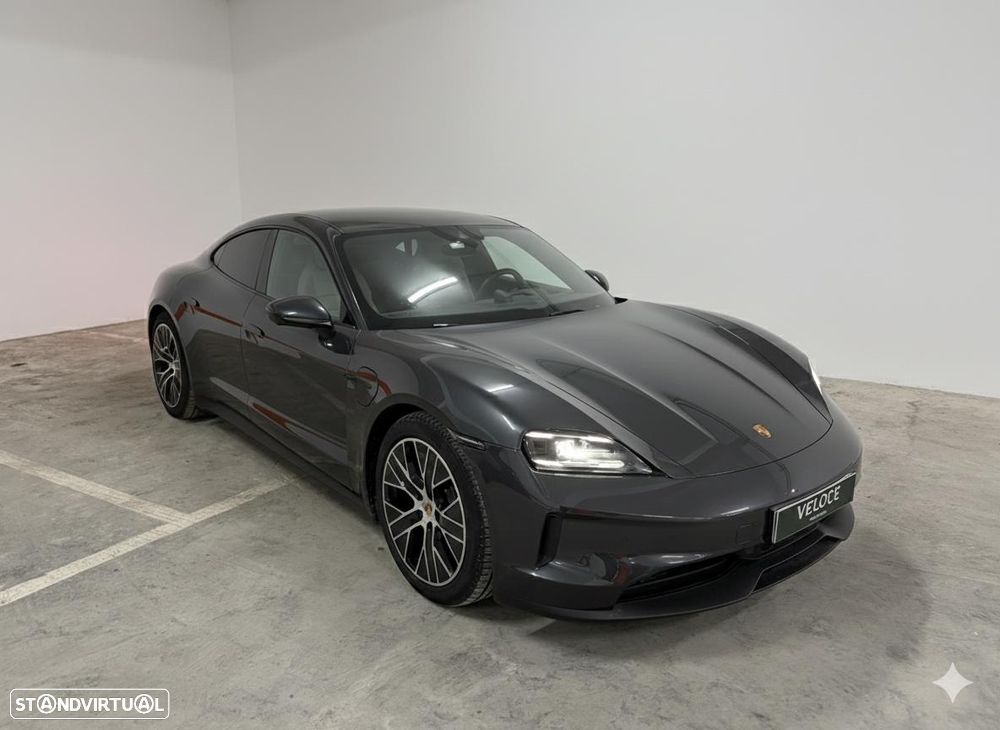 Porsche Taycan Standard - 1