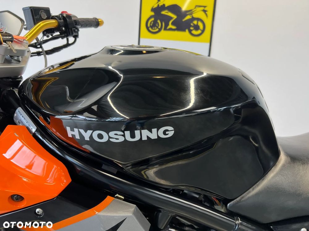 Hyosung GT Comet - 14