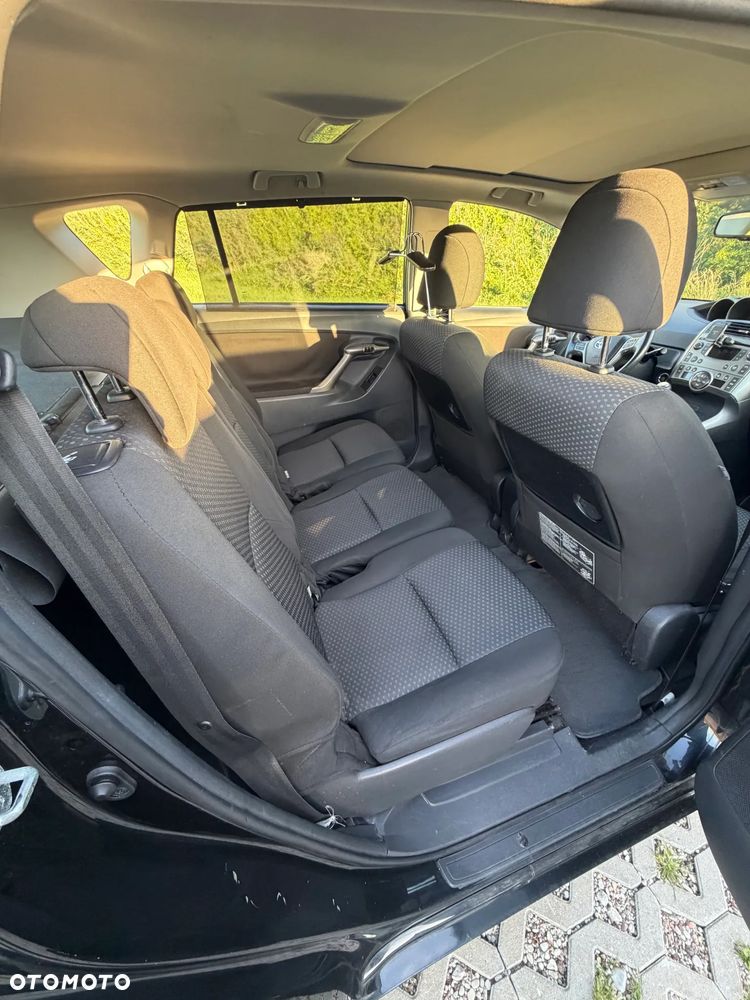 Toyota Verso 1.8 Sol plus 7os - 8
