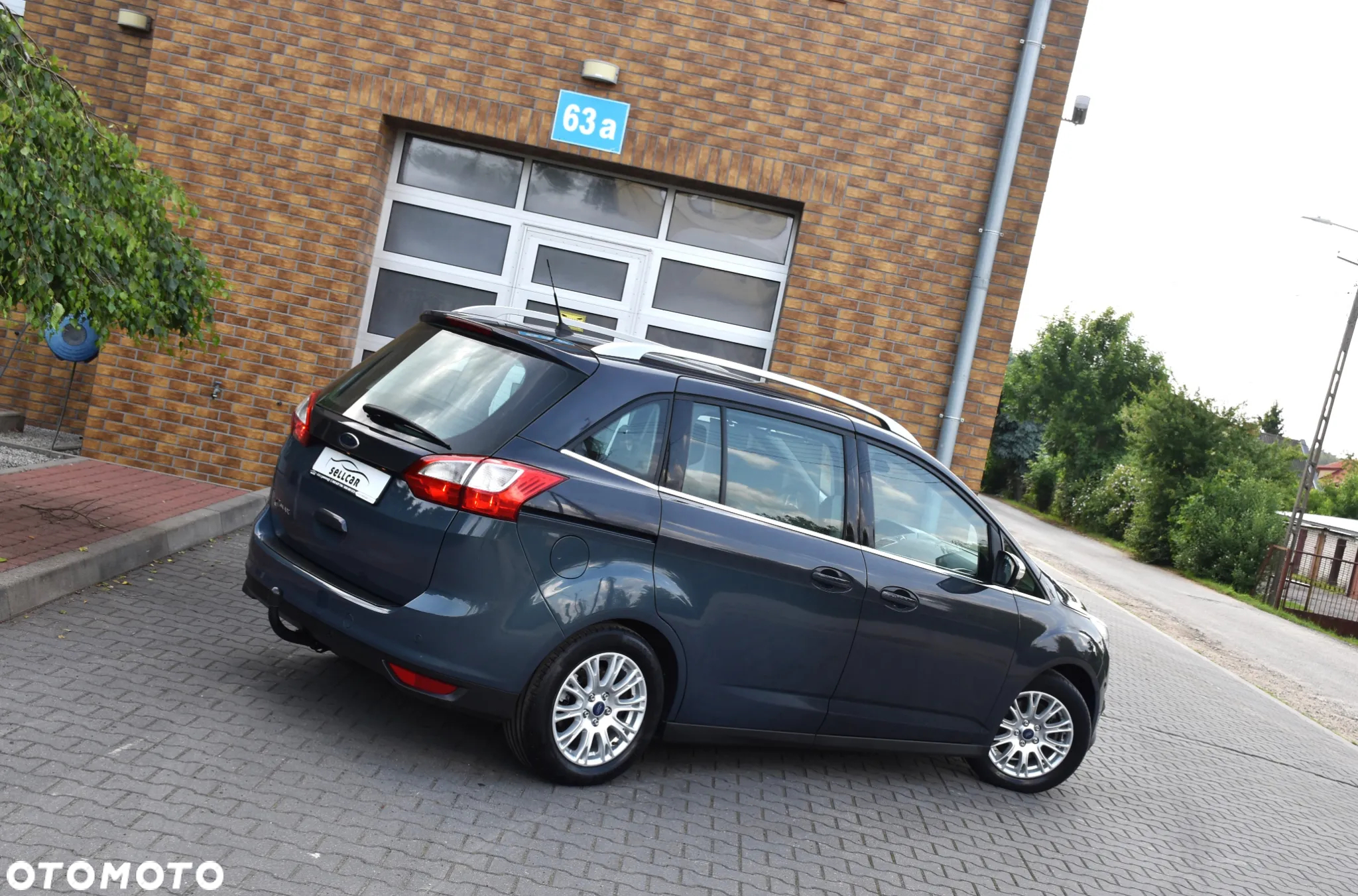 Ford Grand C-MAX 2.0 TDCi Titanium - 28