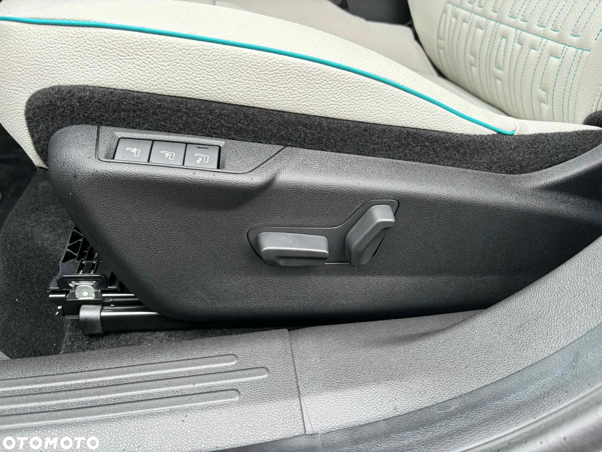 Fiat 600 1.2 Turbo Hybrid La Prima eDCT - 11