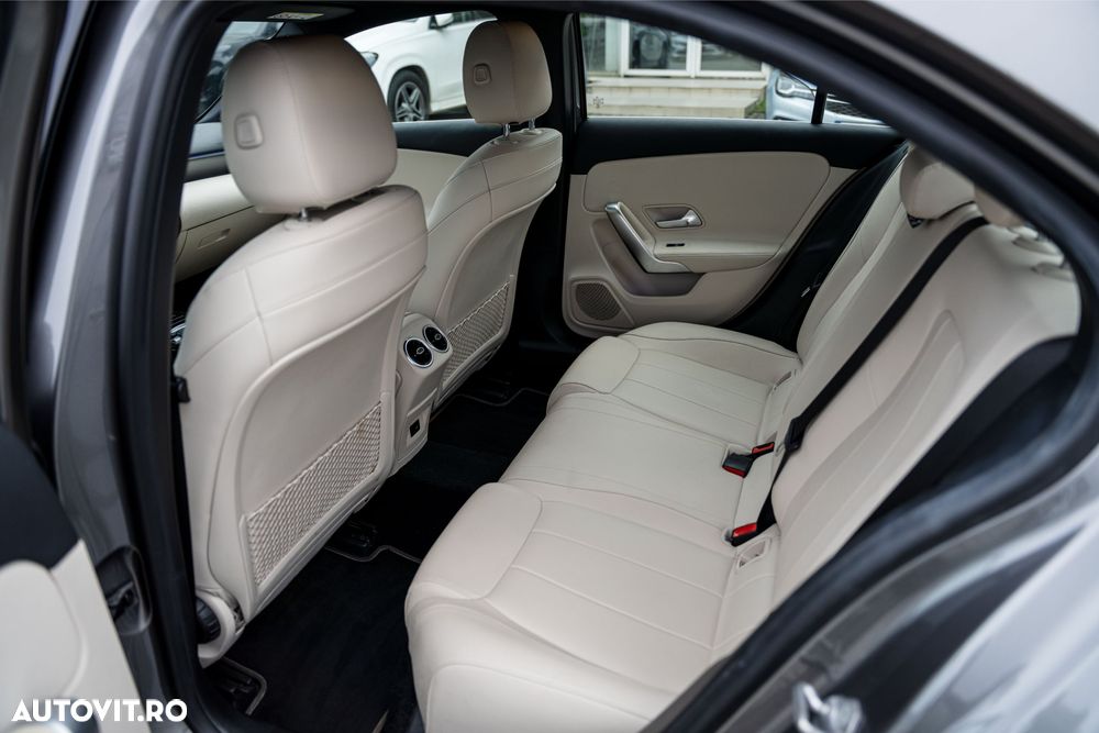 Mercedes-Benz A 250 e 8G-DCT Style - 8