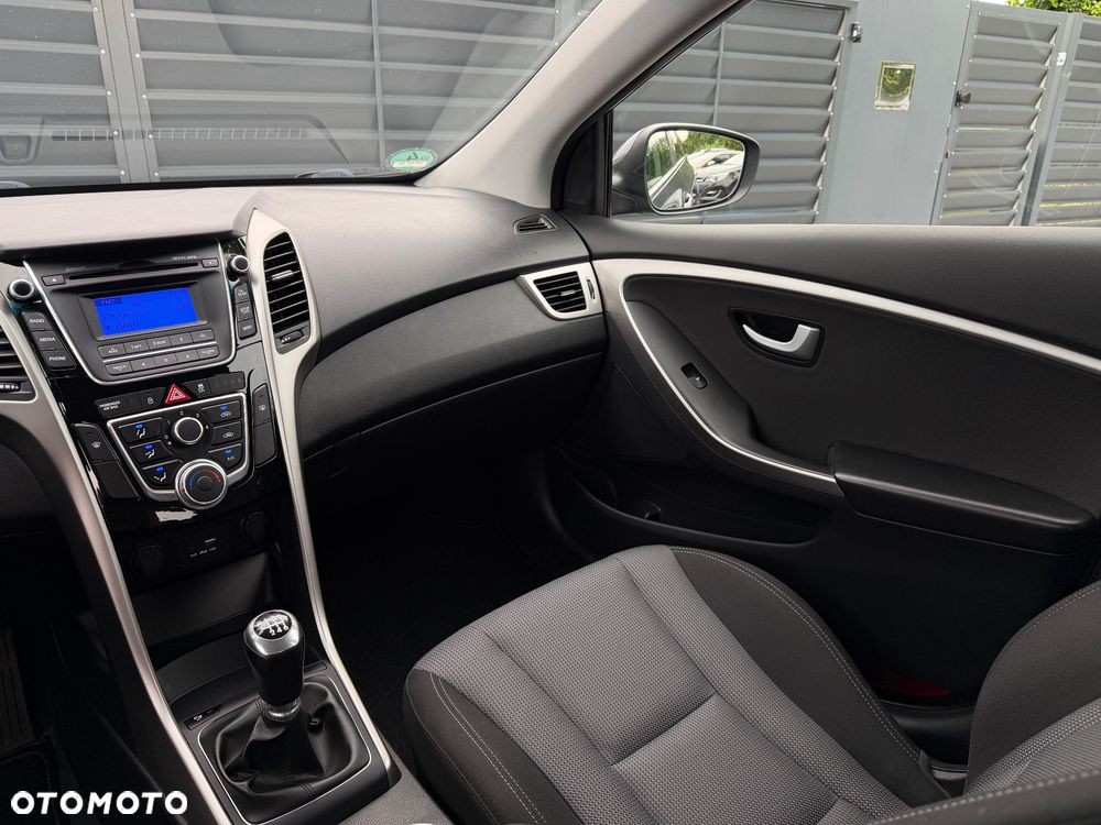 Hyundai i30 1.6 CRDi Premium - 14