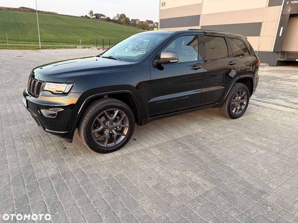 Jeep Grand Cherokee - 9