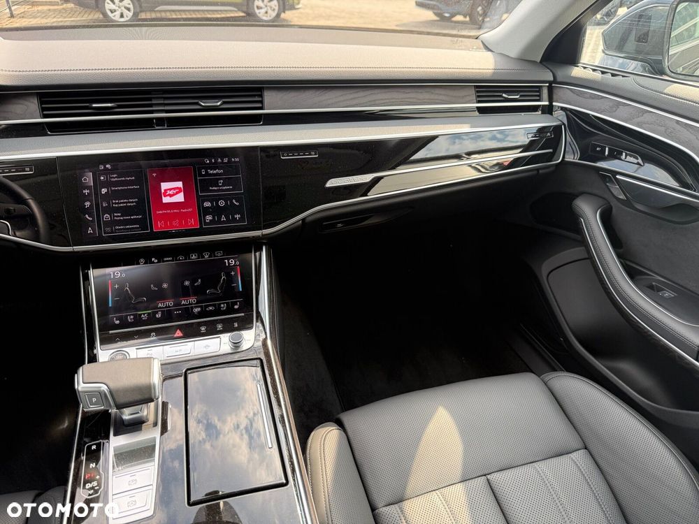 Audi A8 - 18