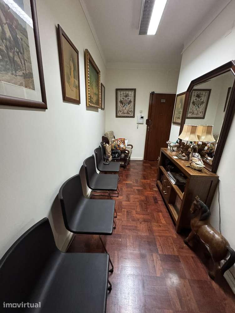 Imóvel Comercial Pronto a Habitar em Arroios - Grande imagem: 5/17