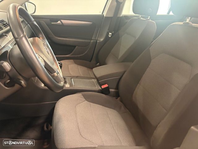 VW Passat 1.6 TDI BlueMotion - 7