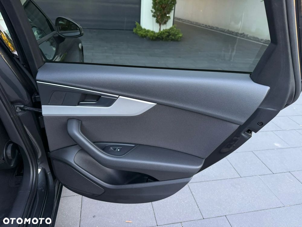 Audi A4 - 33