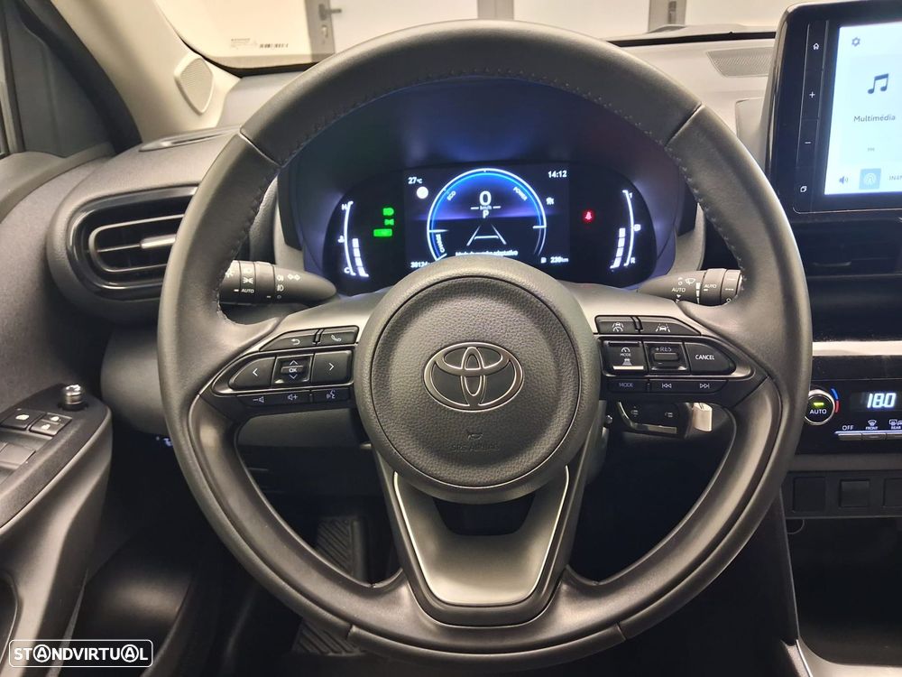 Toyota Yaris Cross 1.5 HDF Comfort Plus - 19