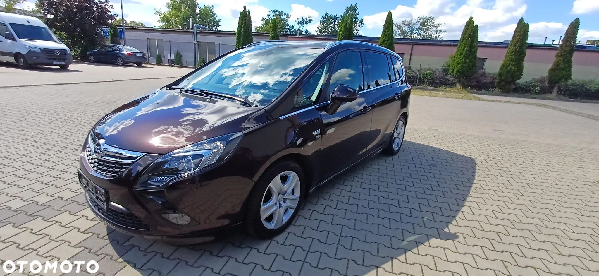 Opel Zafira 1.4 T Cosmo EcoFLEX S&S EU6 - 1