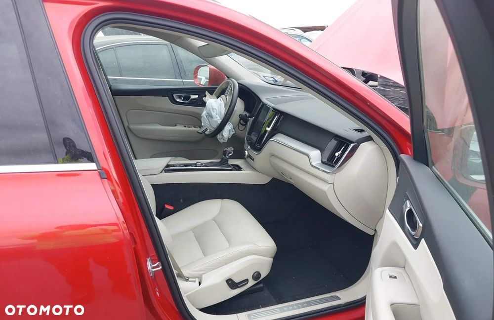 Volvo XC 60 T5 AWD Geartronic Momentum Pro - 10