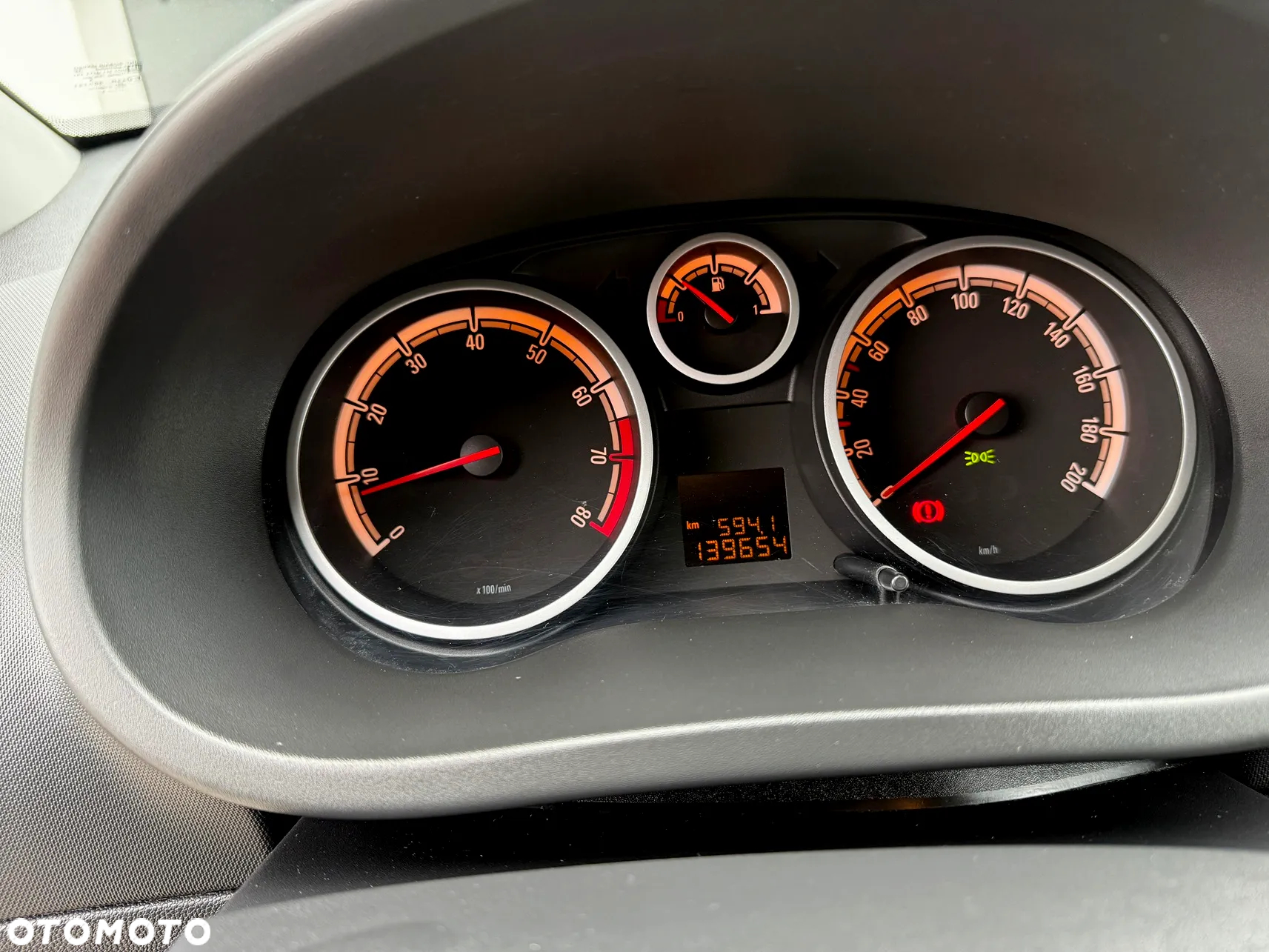 Opel Corsa 1.4 16V Sport - 31
