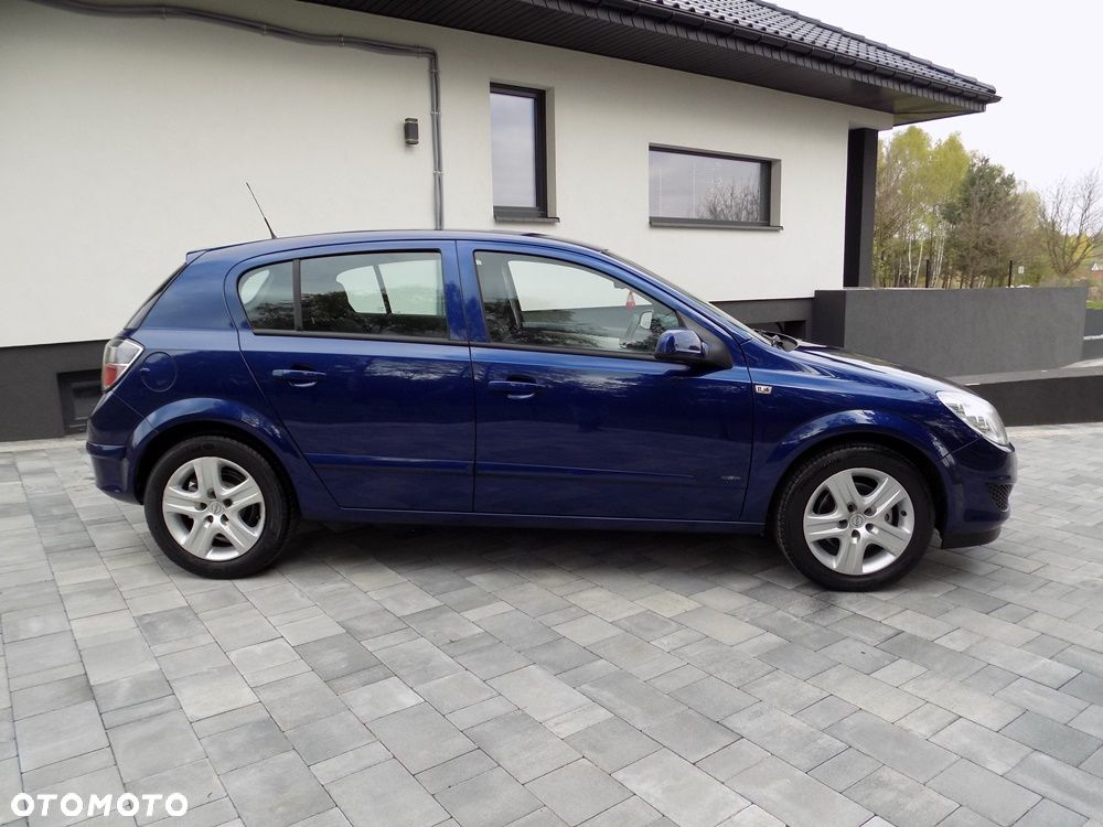 Opel Astra 1.6 Catch me - 15