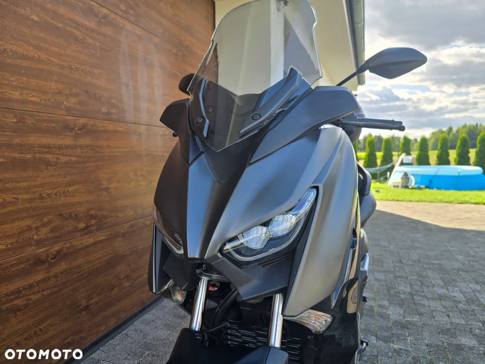 Yamaha X-max - 4