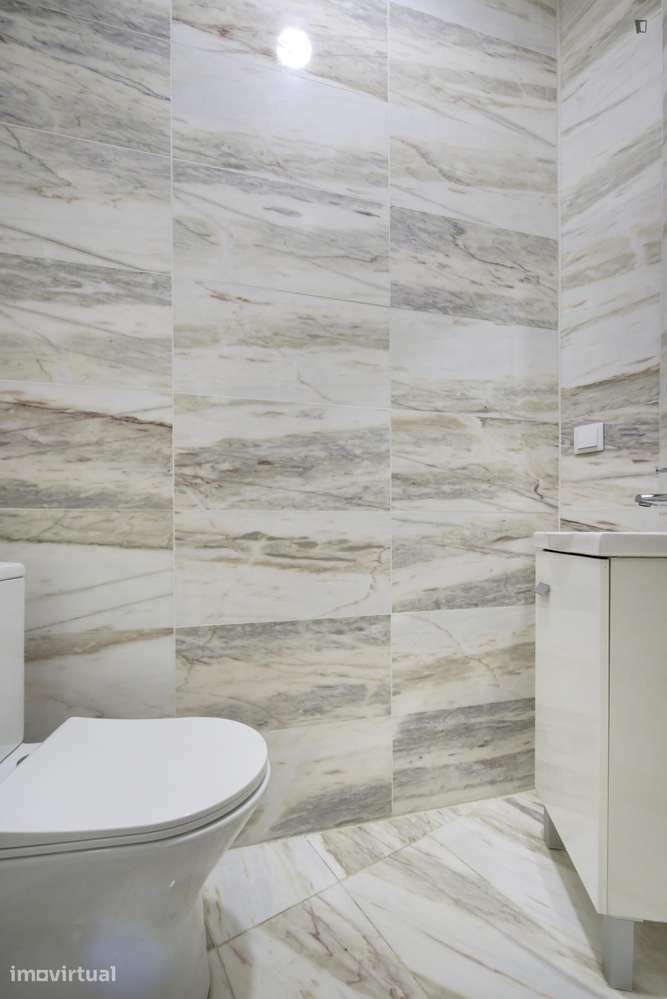 Quarto - localizado em Arroios Lisbon - Grande imagem: 2/32