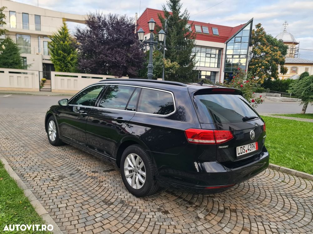 Volkswagen Passat 2.0 TDI (BlueMotion Technology) Comfortline - 28