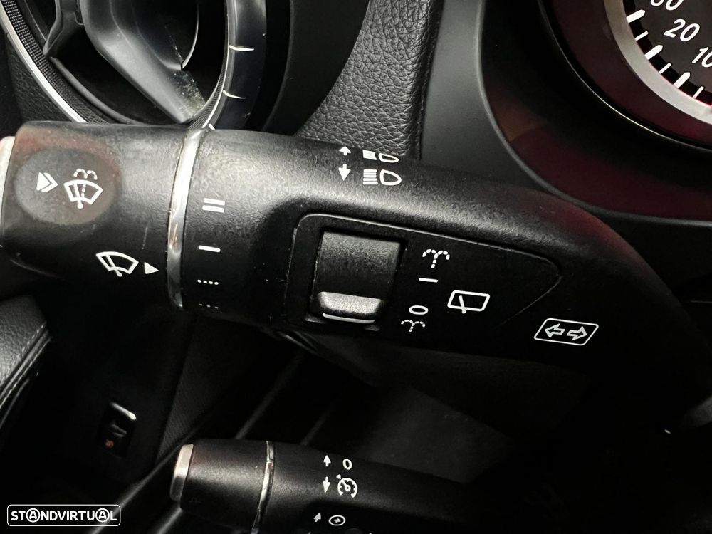 Mercedes-Benz CLA 180 d Shooting Brake - 27