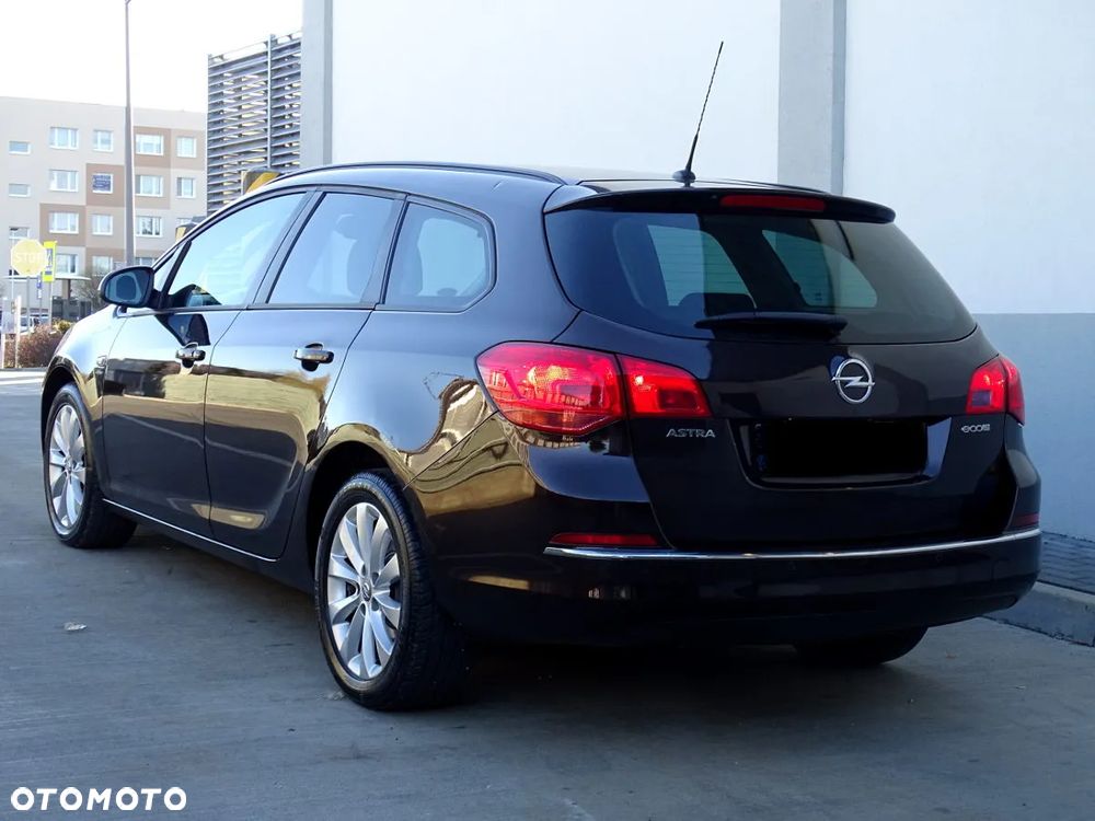 Opel Astra 1.7 CDTI DPF ecoFLEX Start/Stop Active - 8