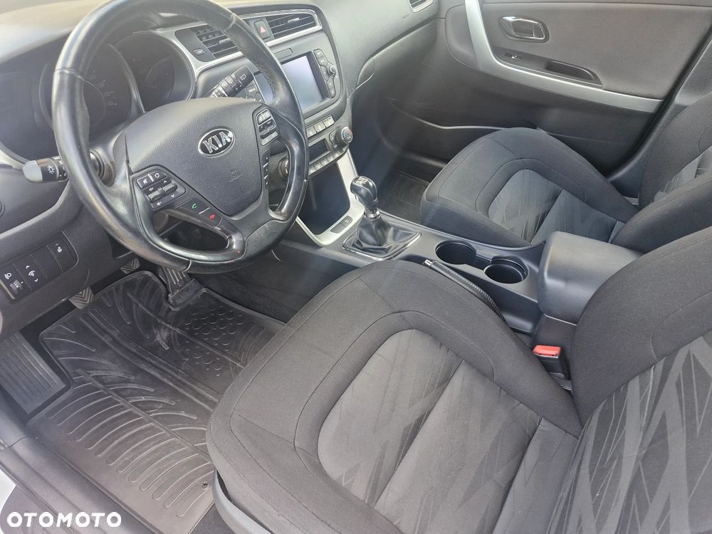 Kia Ceed 1.6 CRDi S - 12