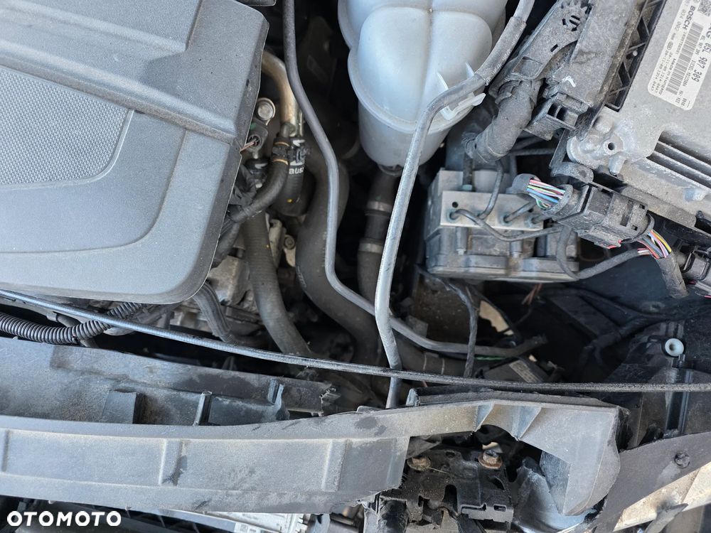 Audi A4 Avant 40 TDI quattro S tronic advanced - 7