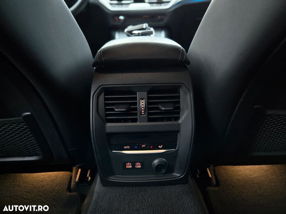 BMW Seria 3 330e iPerformance M Sport - 21