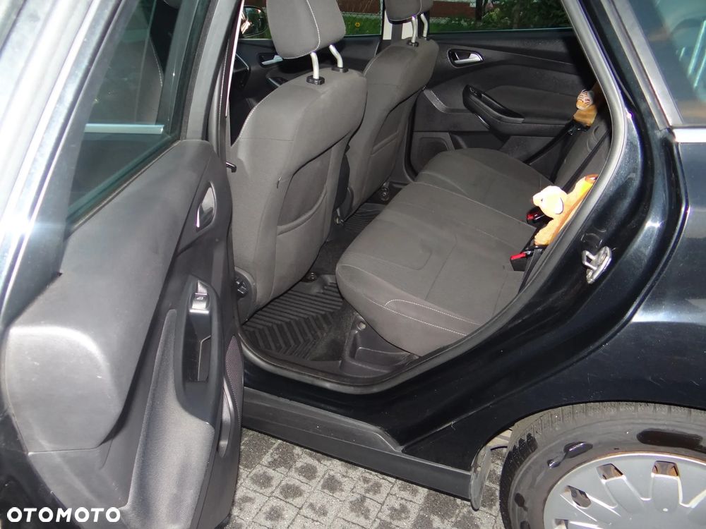 Ford Focus 1.6 TDCi Titanium ECOnetic - 9
