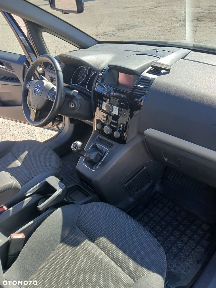 Opel Zafira 1.7 CDTI - 12