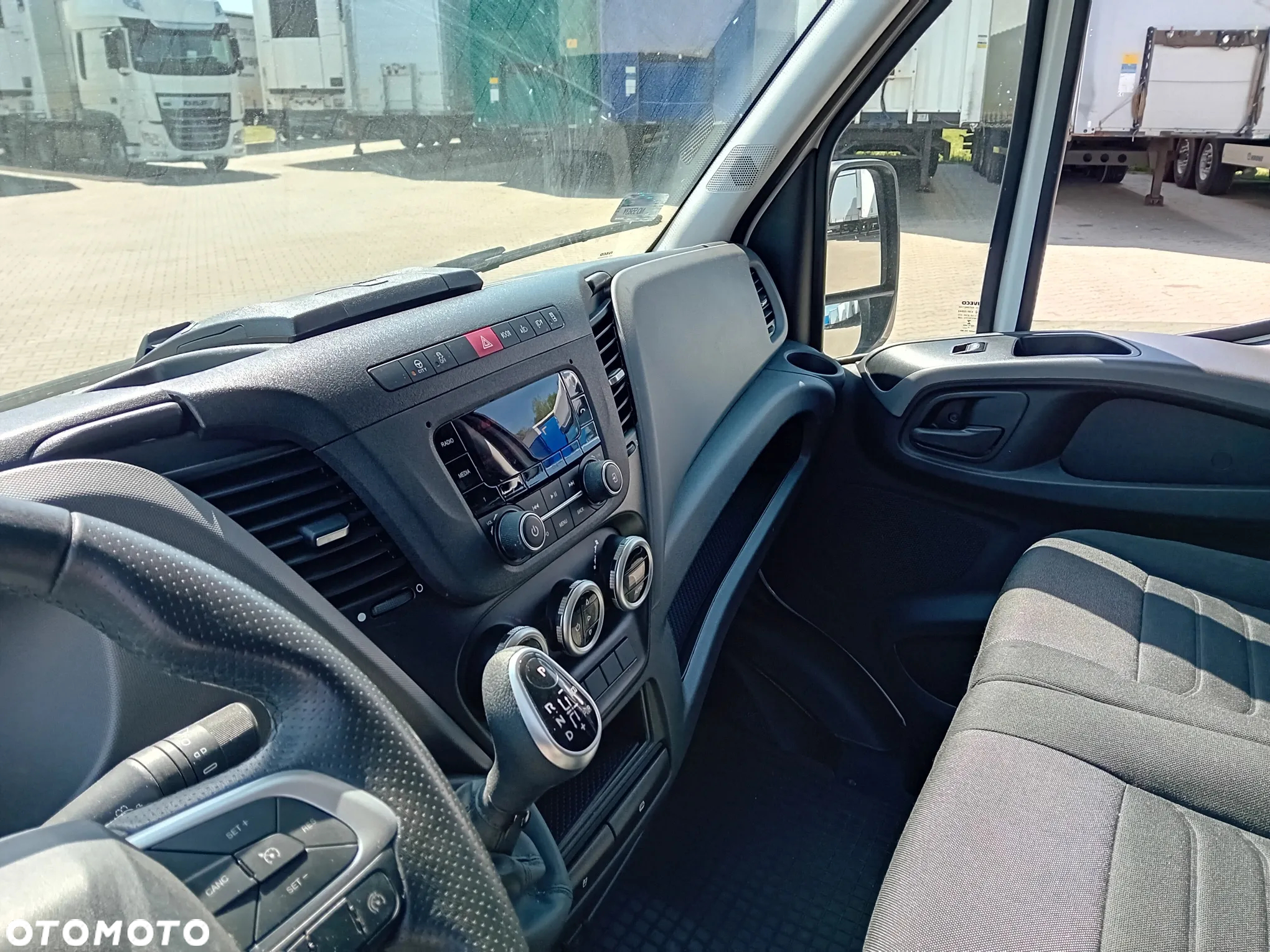 Iveco DAILY 35S18HA8V - 17