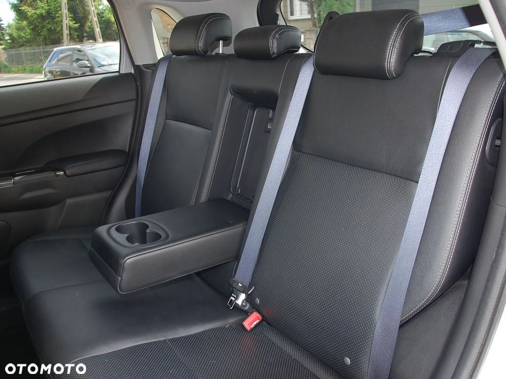 Peugeot 4008 - 12
