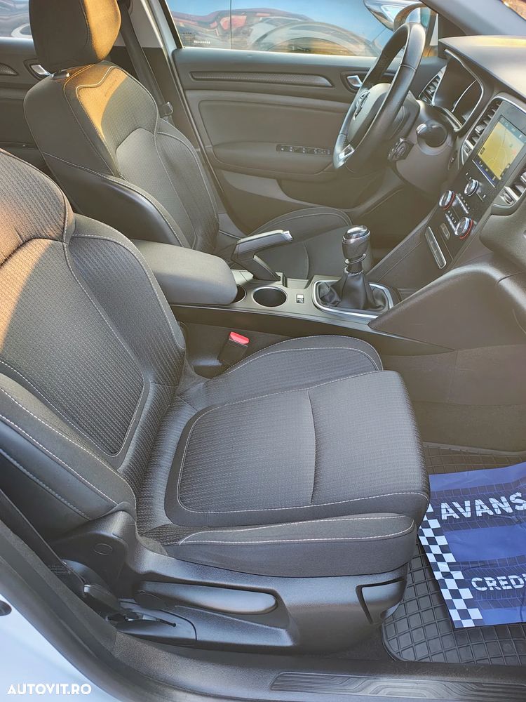 Renault Megane dCi 95 FAP Paris Business - 14