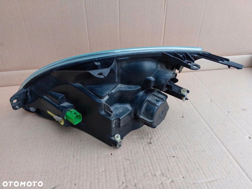 Lampa PRAWA prawy przód Ford Fiesta MK5 MK6 2S6X-13W029-AJ oryginalna - 4