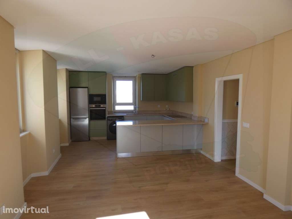 Apartamento T2 duplex, Massamá - Grande imagem: 2/27