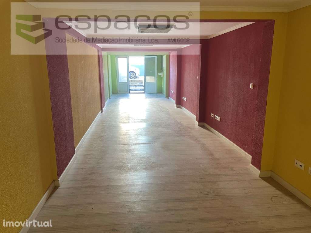 Loja/Escritório em Vale Milhaços, Corroios - Grande imagem: 3/13