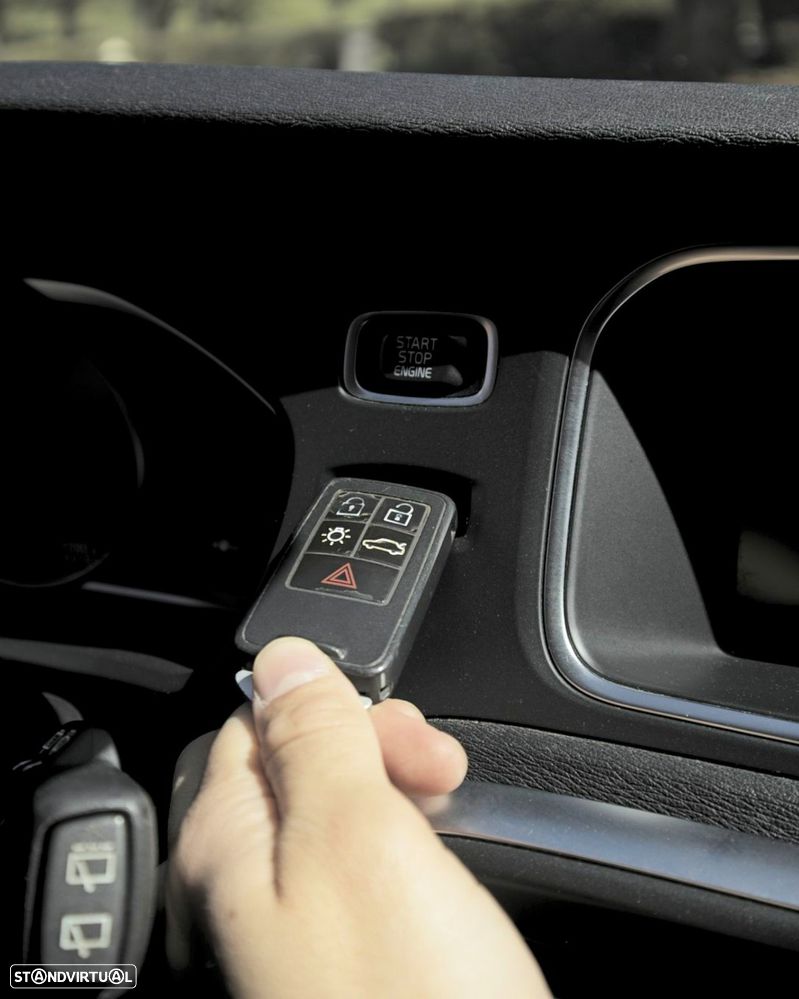 Volvo V40 1.6 D2 Momentum - 19