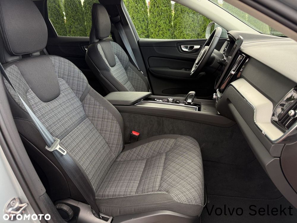Volvo XC 60 - 25