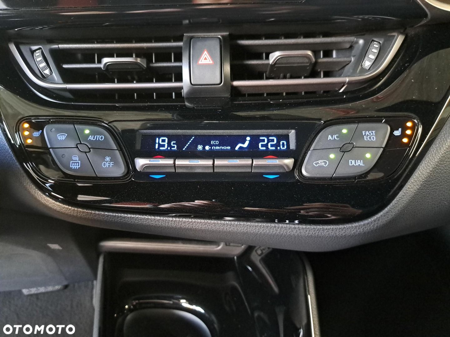 Toyota C-HR 1.8 Hybrid Prestige - 25