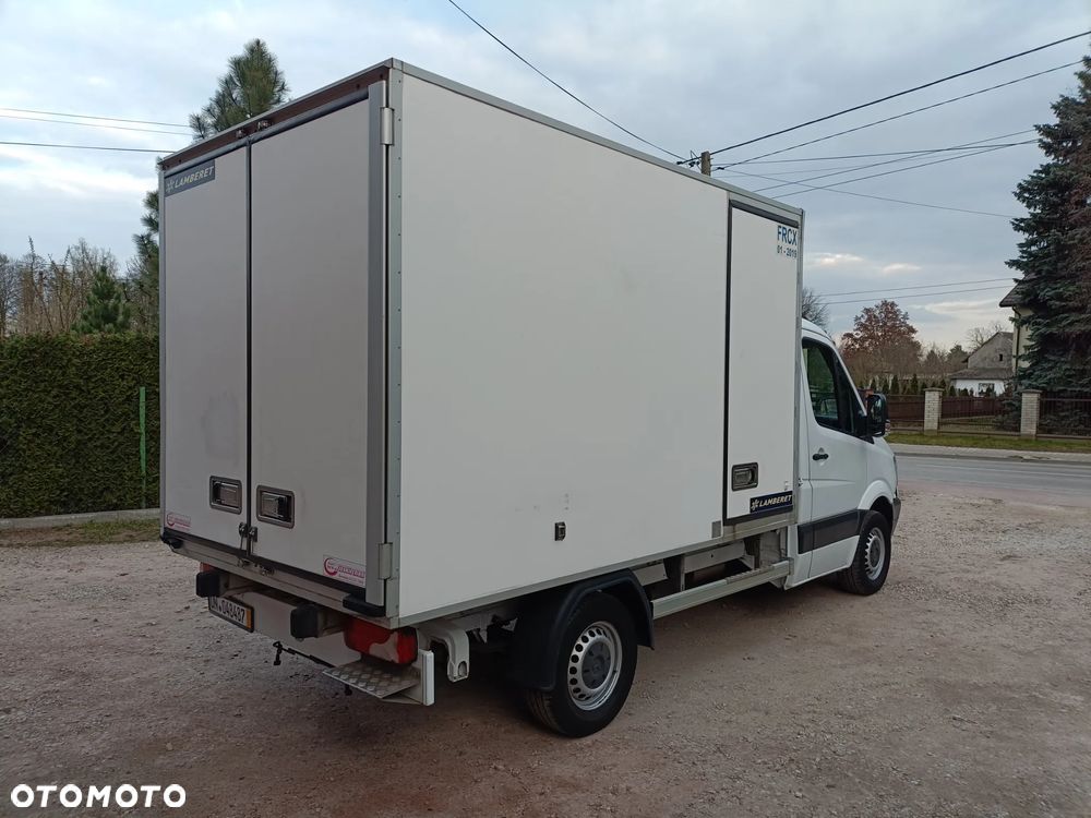 Mercedes-Benz Sprinter - 8