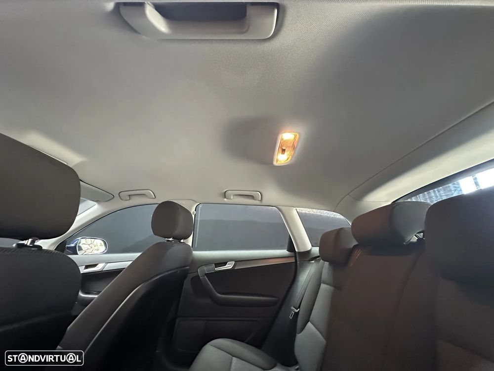 Audi A3 Sportback 1.6 TDI Ambiente - 14
