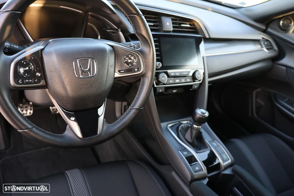 Honda Civic 1.0 i-VTEC Elegance Navi - 31