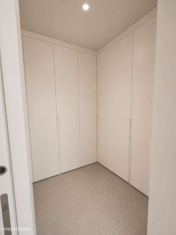 Moradia isolada T4 com 3 Suítes, piscina, Piso radiante - Grande imagem: 5/26