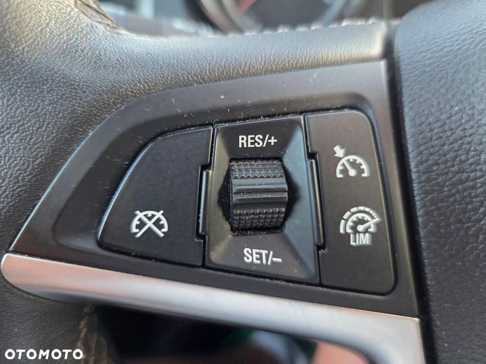 Opel Astra 1.4 Turbo Innovation - 31