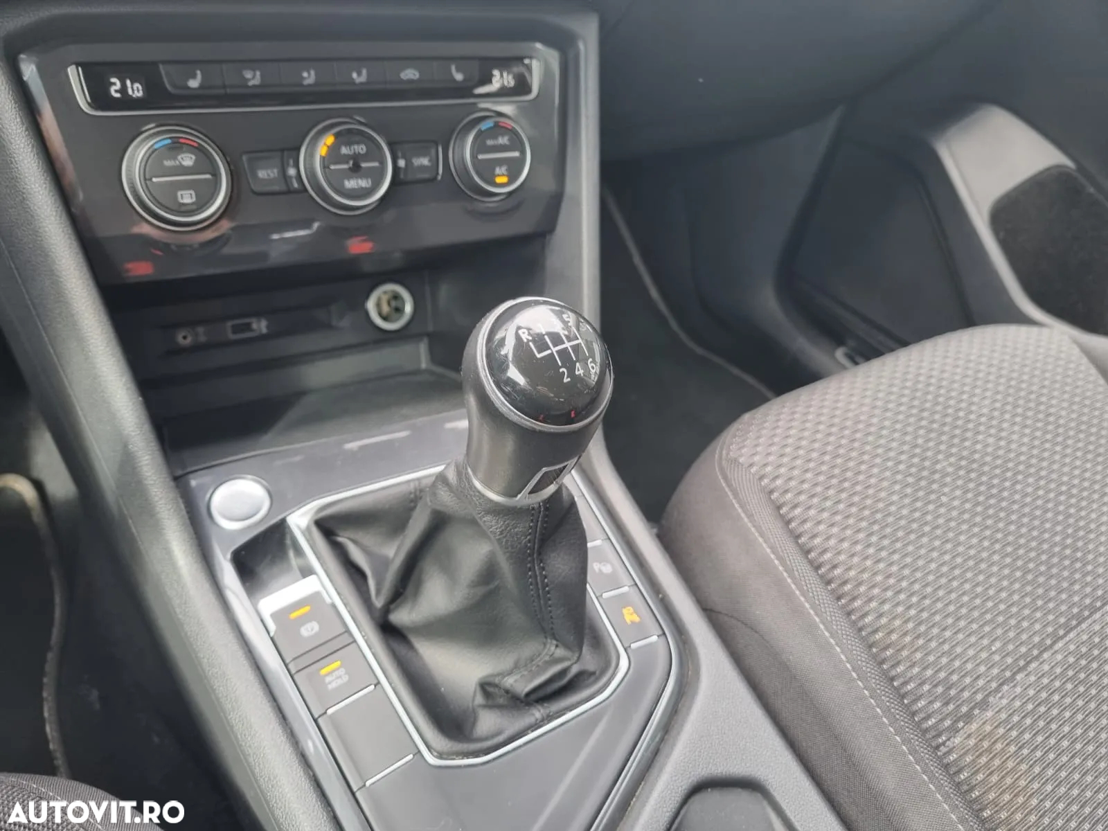 Volkswagen Tiguan 1.5 TSI ACT Comfortline - 33